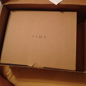 Zara leather ankle bootie