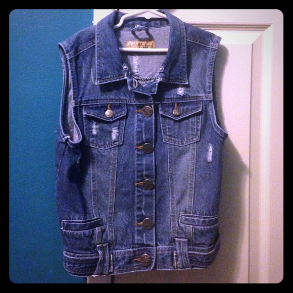 Jean Vest
