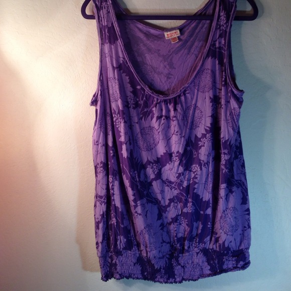 Floral tank