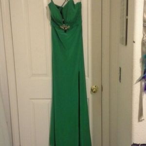 *♡REDUCED♡*Emerald green prom dress