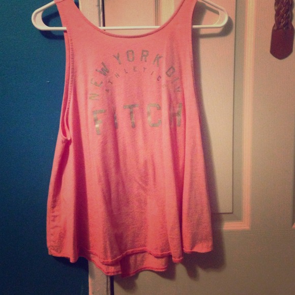 Simple T-Shirt - Picture 1 of 1