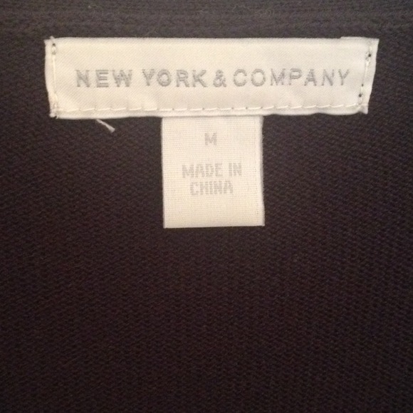 🚫SOLD🚫NY&Co navy cardigan - Picture 3 of 4