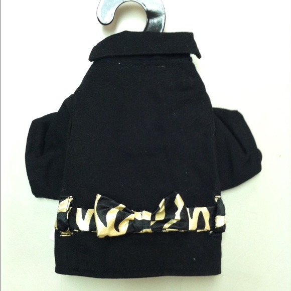 Coat for pet! Zebra ribbon!