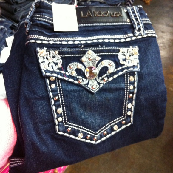 LA idol jeans
