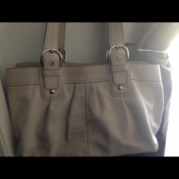 Beige Coach bag