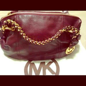 Authentic michael kors handbag.
