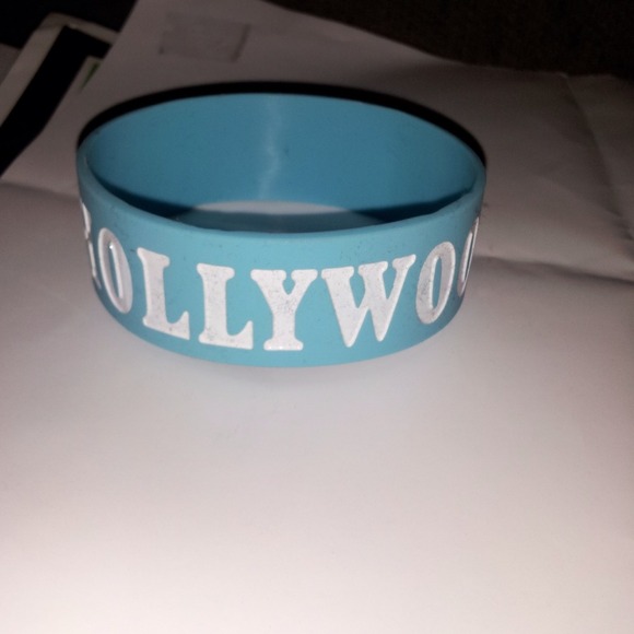 I heart Hollywood ending bracelet