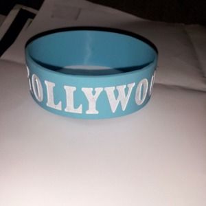I heart Hollywood ending bracelet