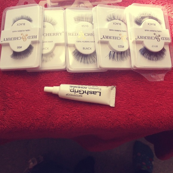 Bundle @rocsi21 foundation and lashes RESERVED