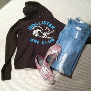 HOLLISTER SO CAL SURF CLUB SWEATSHIRT!! 🏄