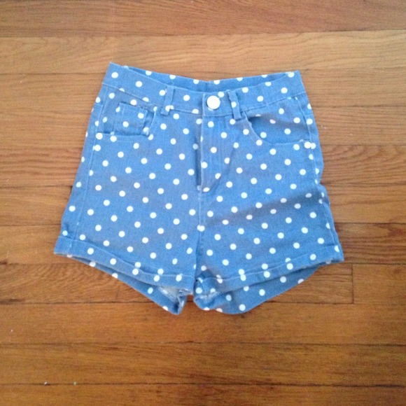 Polka Dot Highwaisted shorts