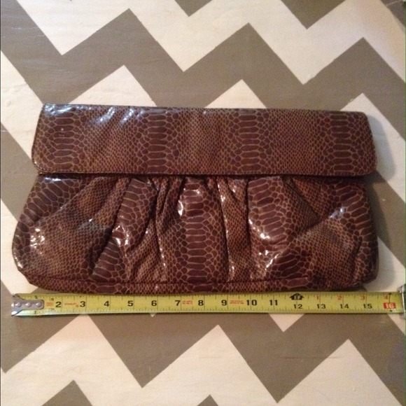 ADDITIONAL PICS OF ALDO PURSE - Picture 2 of 2