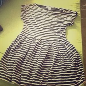 Black/white stripped medium length dress