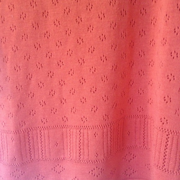 ✨Donated✨ F21 coral crop top - Picture 2 of 2