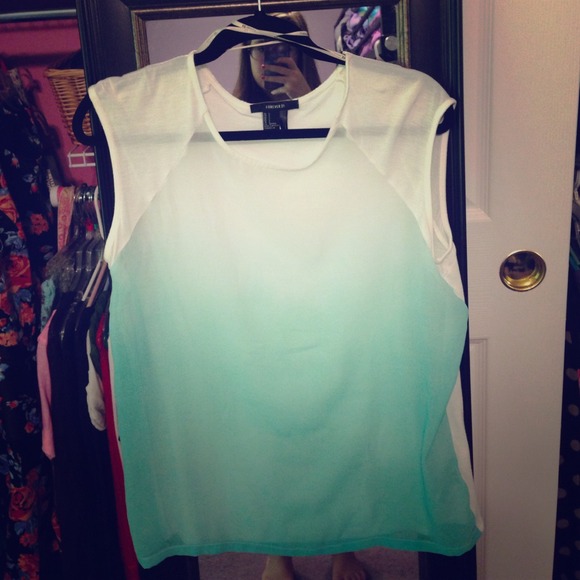 Forever 21 Tops - Blue ombré tee