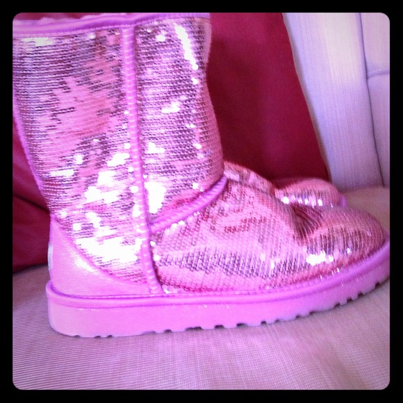 🌟Reduced🌟Hot pink sparkle Uggs!