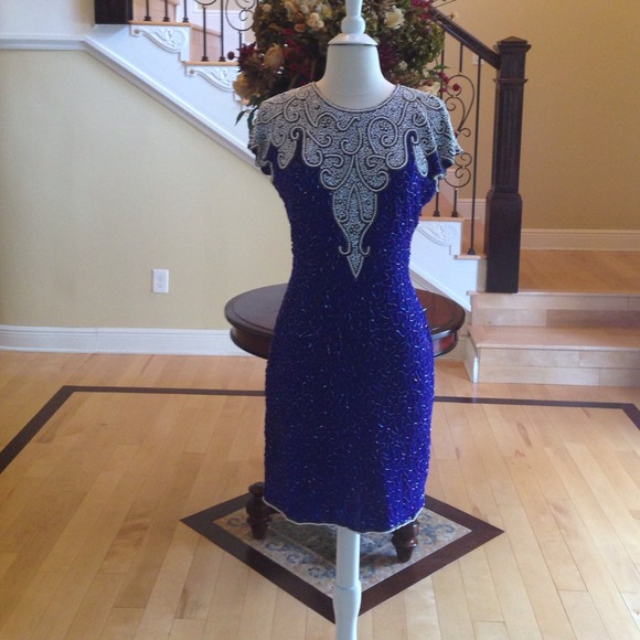 Dresses & Skirts - 🚫BUNDLED🚫Stunning vintage cocktail dress