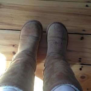 Tall ugg Australia chestnut boots