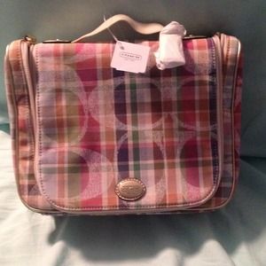 🚫🚫🚫SOLD🚫🚫🚫Coach cosmetic bag