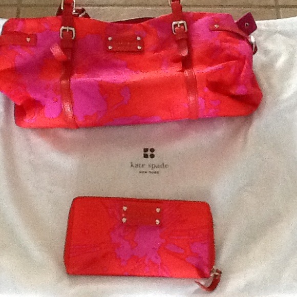 Kate Spade purse w/matching wallet
