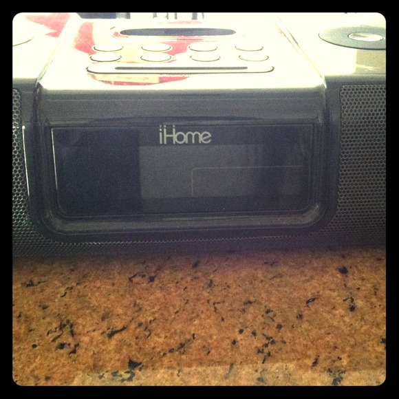 iHome stereo