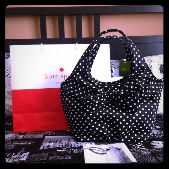 kate spade Handbags - Reduced🎉Brand New Kate Spade Large Tate Bag