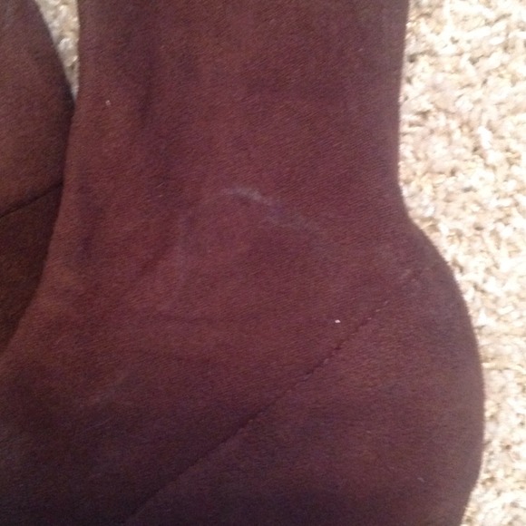 Boots - Picture 3 of 3