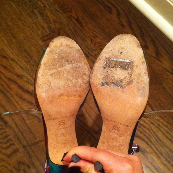 AMAZING Rainbow Brian Atwood Heels! - Picture 4 of 4