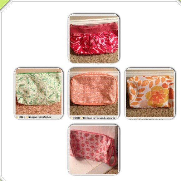⭐️BOGO⭐️ Clinique cosmetic bags 2/$6 - Picture 1 of 4