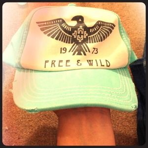 Billabong hat! Cute for the beach! Never worn!