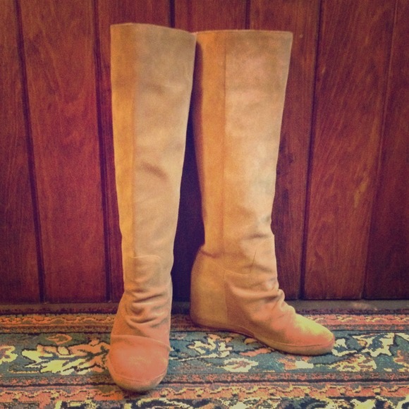 80%20 tall suede boots