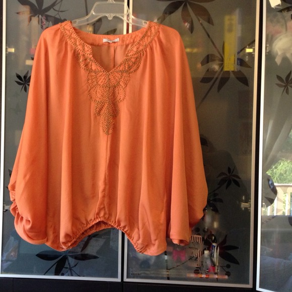 Peach boho chic blouse with gold beading - Picture 1 of 4