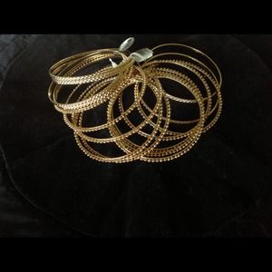 Gold bangles***NWOT*****