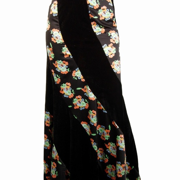 Gorgeous velvet maxi skirt from Free People.