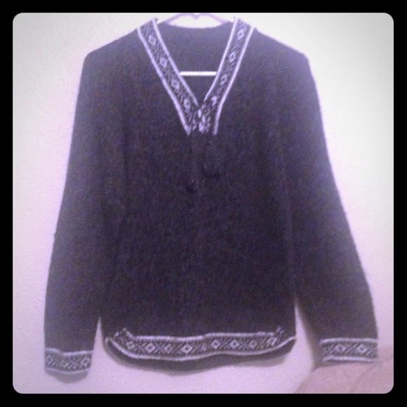🚫SOLD🚫Baby Alpaca Sweater From Peru