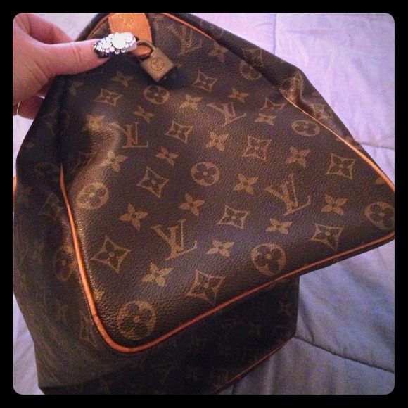 Louis Vuitton Handbags - 📷👜📷MORE REQUESTED PICS LV SPEEDY 40📷👜📷