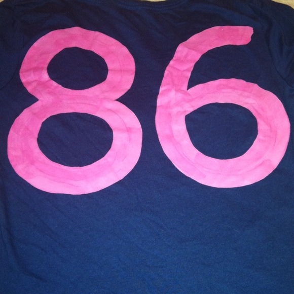 🌟SOLD IN BUNDLE 🌟Victoria's Secret Pink Tee - Picture 2 of 4