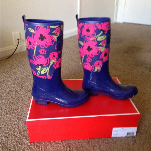 ❌SOLD NWT Authentic Coach Rainboots Sz 7 🎀 - Picture 2 of 4