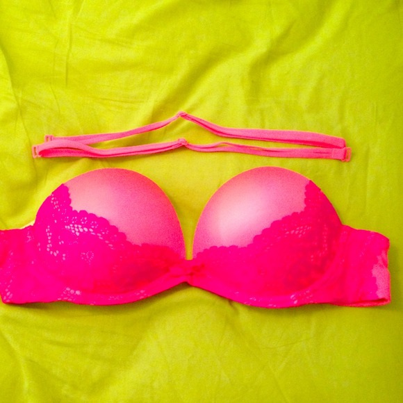 VS strapless bra!! 36C - Picture 1 of 3