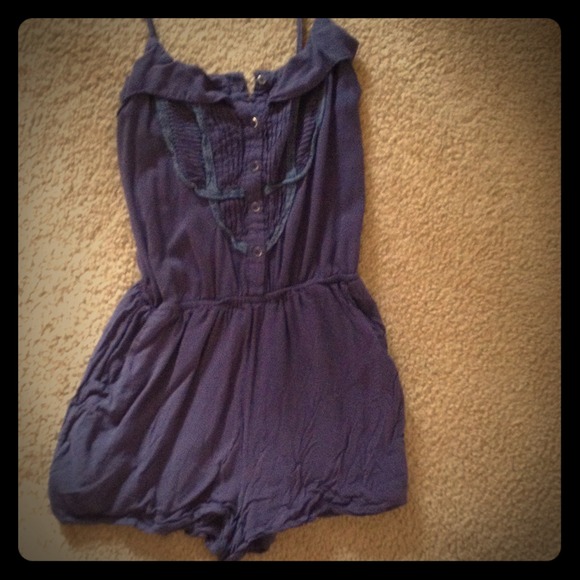Romper - Picture 1 of 2