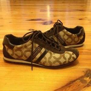 ✧ Coach Kathleen Sneaker ✧