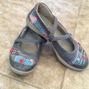 Skechers slip ons