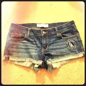 Gilly hicks shorts!