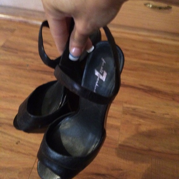Seven for all Mankind open toe wedges