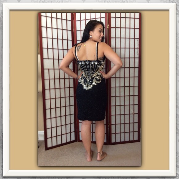 😘🎉HOST PICK 10/29/13🎉🎀NEW YEARS DRESS SEQUINS - Picture 4 of 4