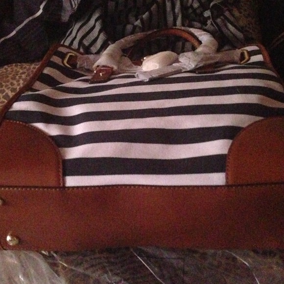 Michael kors Hamilton  navy and white & tan