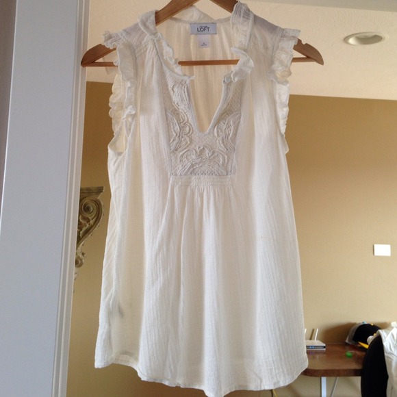 SOLD!!! Ann Taylor Loft cream tank