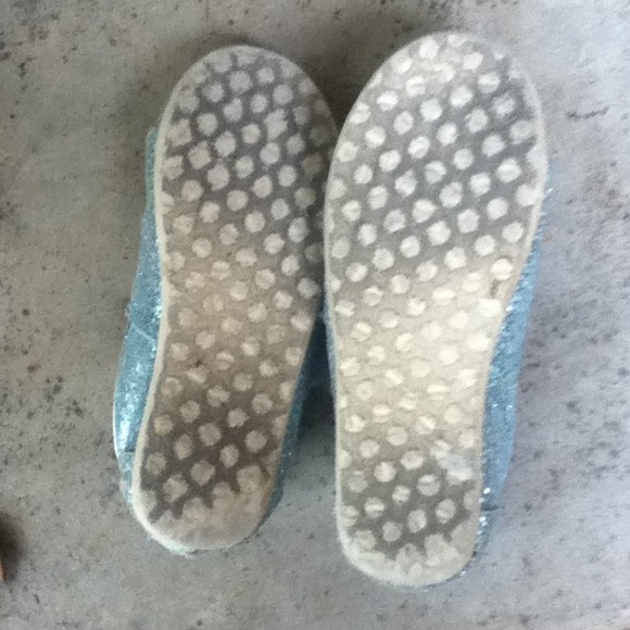 Toms girls 9T - Picture 2 of 4
