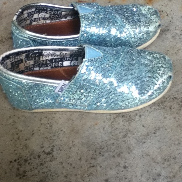 Toms girls 9T - Picture 3 of 4