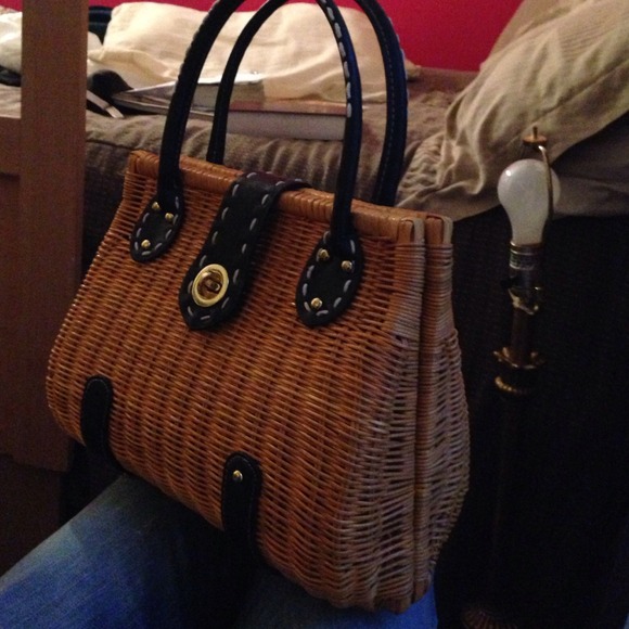 Handbag - Picture 4 of 4
